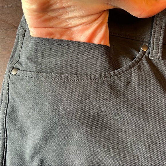 Lululemon men’s ABC pant. Size 32. - Picture 5 of 11